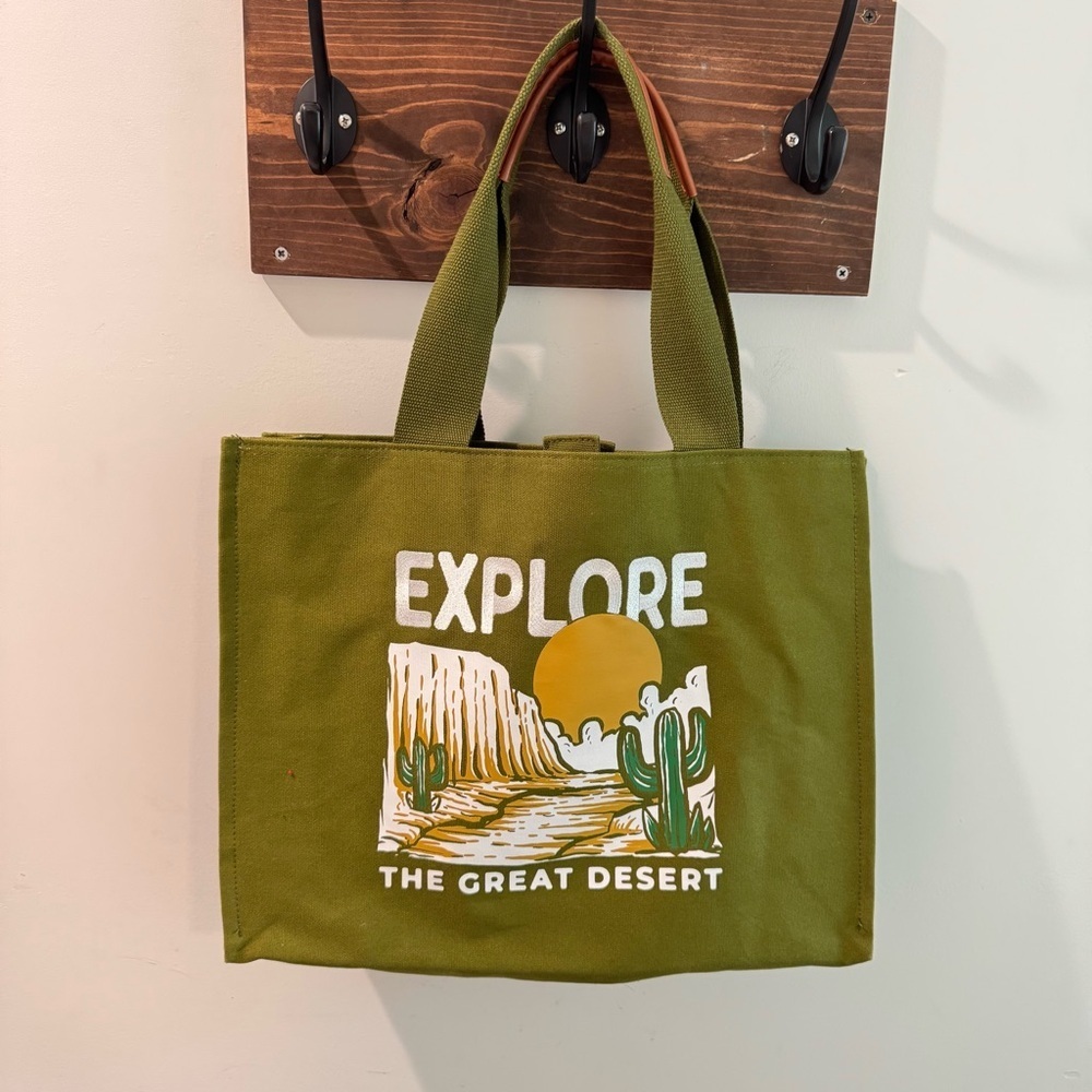 NWOT National Parks Women’s Explore Tote Bag Olive Green‎